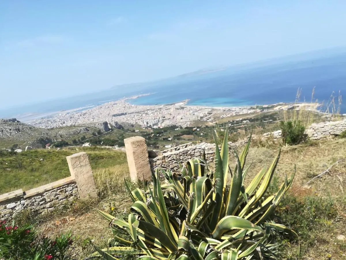 Casa Raineri Villa Paceco Holiday home
